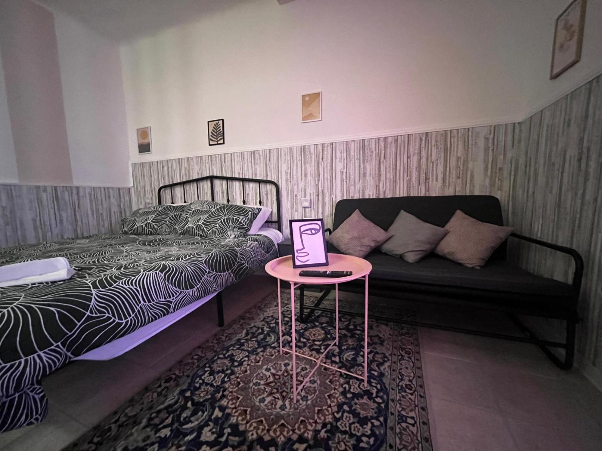 La Depandance A 7 Minuti Dal Mare Apartment Carrara Exterior photo